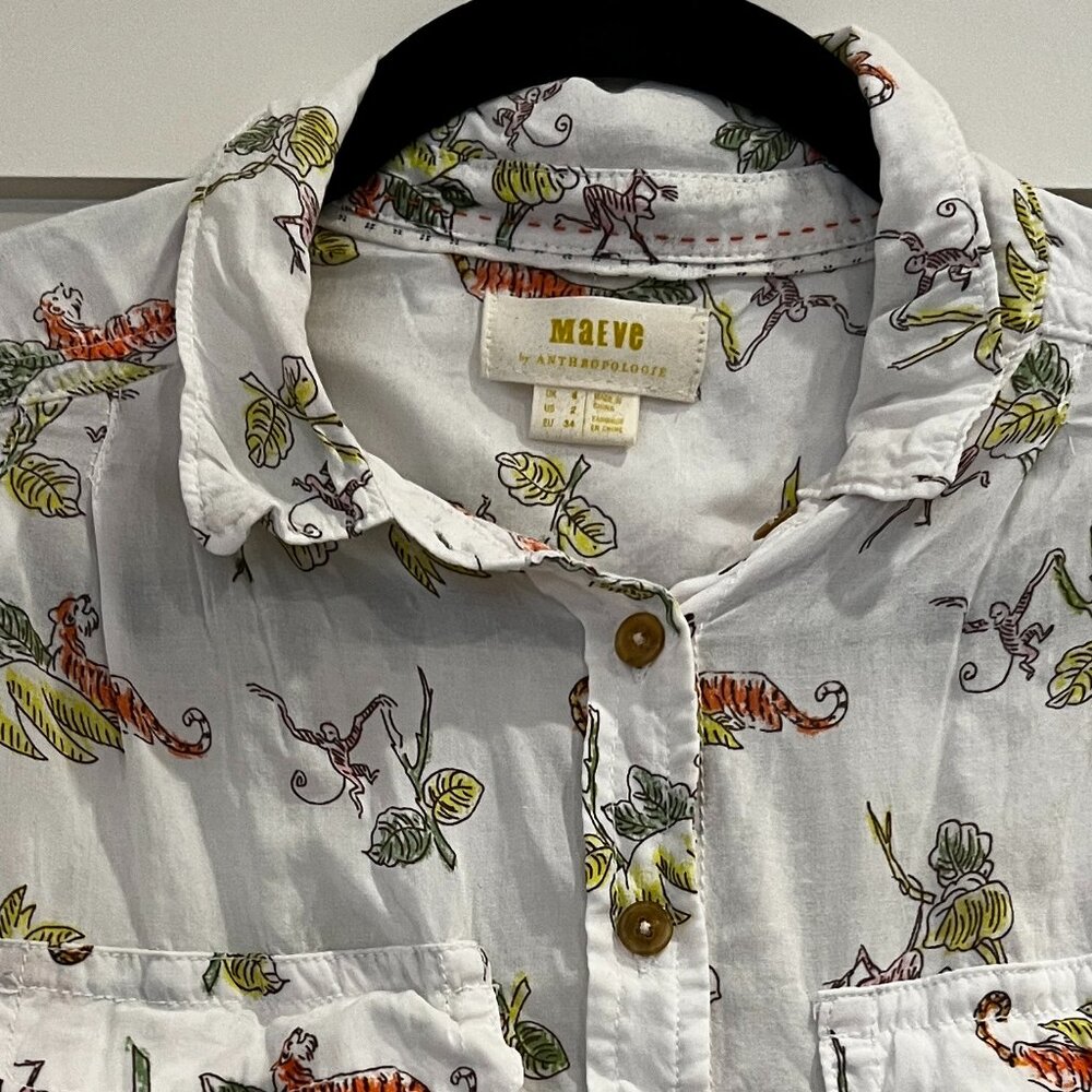 MAEVE anthropologie size 2 floral Jungle Animal cotton printed button up blouse